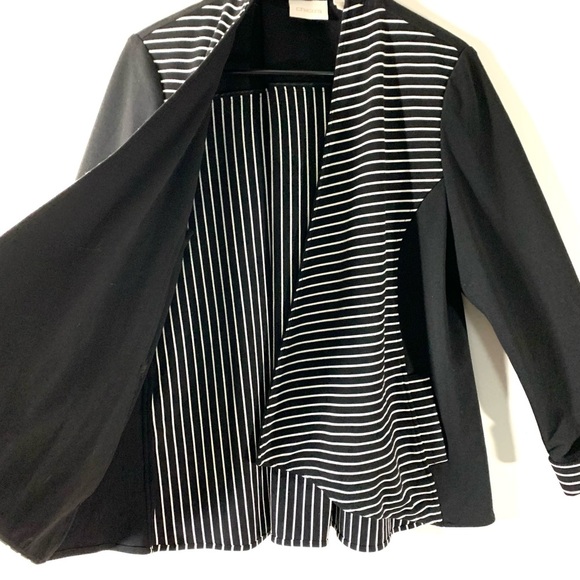 2/$35 Chico’s Black White Striped Drape Blazer - Picture 5 of 14